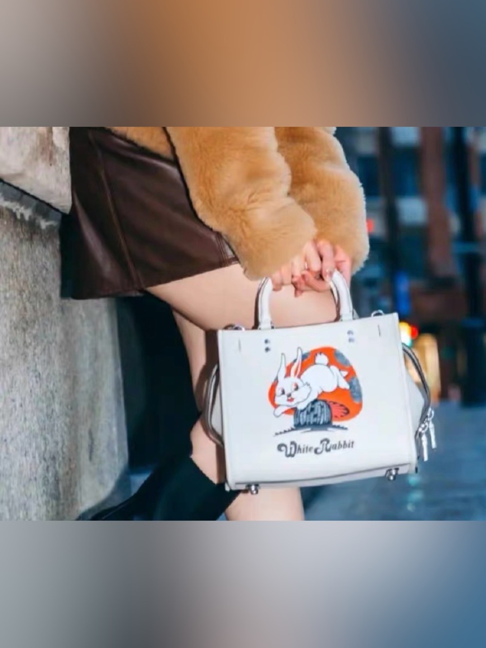 Rare Collectible Coach x White Rabbit Bunny Rogue Bag 25 Asian Limited Edition